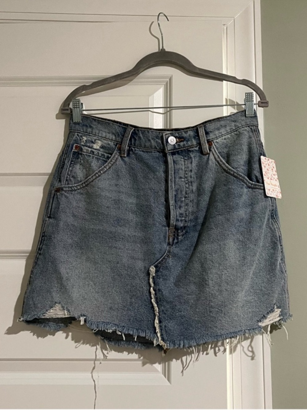 NWT Free People brea cut off mile high blue Jean Skirt size 30 - Picture 3 of 5